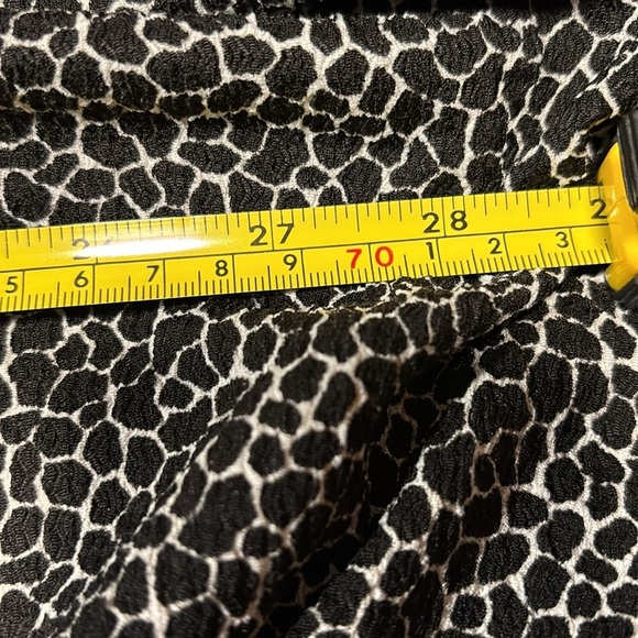 Michael Michael Kors Ladies Top/Blouse/Cape Black & White Size 2X/3X - Picture 9 of 11
